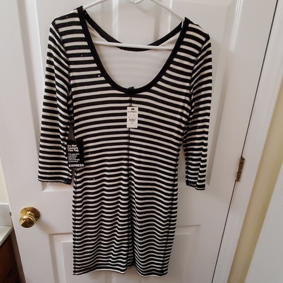 Express - Picture 2 of 4